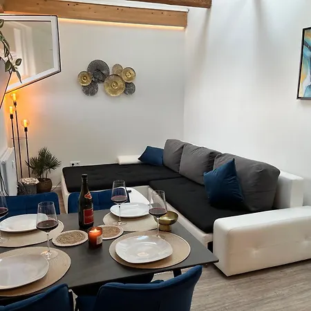 Beyond Staying * Passavia