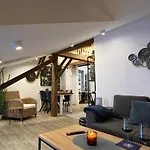 Voll Ausgestattete - Self Check-in - Küche-parkplatz - Beyond Staying Apartamento *