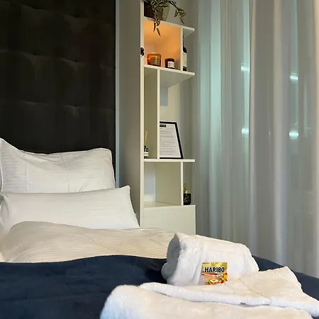 Voll Ausgestattete - Self Check-in - Kueche-parkplatz - Beyond Staying Apartamento