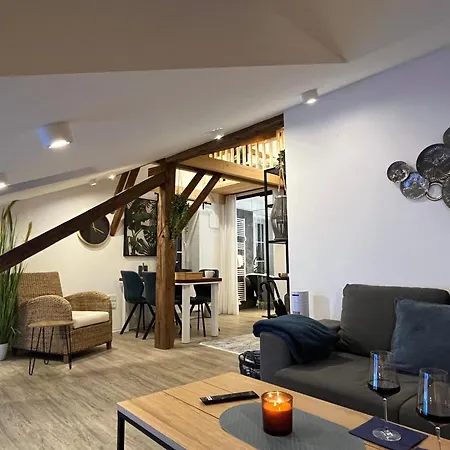 Beyond Staying Apartment *